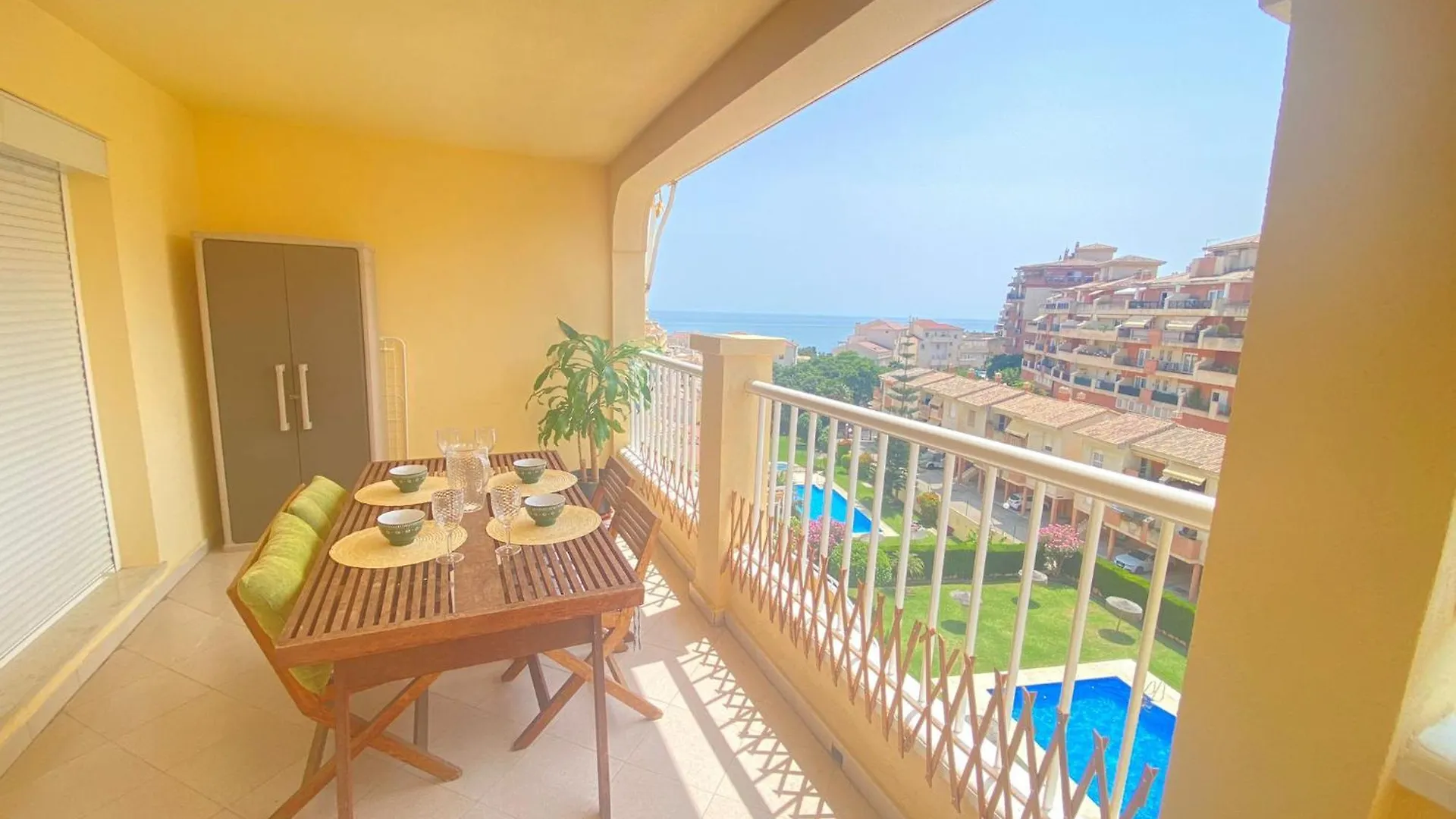 Apartamento Fabuloso Apartamento En Benalmadena Con Piscina
