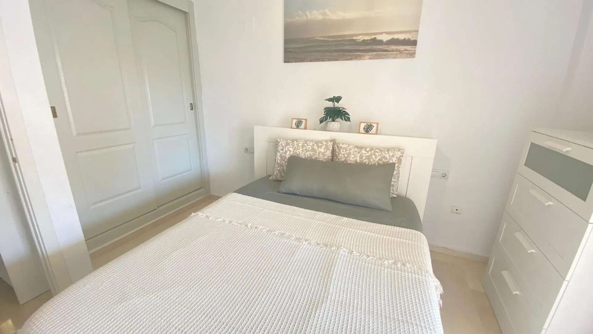Apartamento Fabuloso Apartamento En Benalmadena Con Piscina 0*,